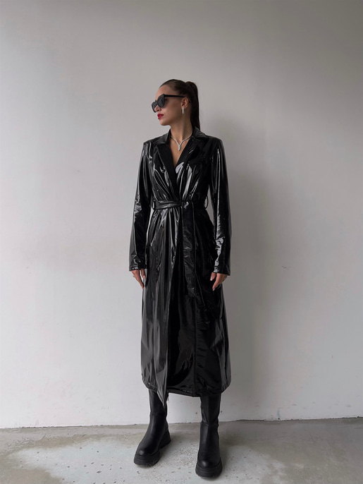 Belden Kuşaklı Yanları Cepli Eduardo Kadın Siyah Parlak Vegan Deri Kaban 23K000145