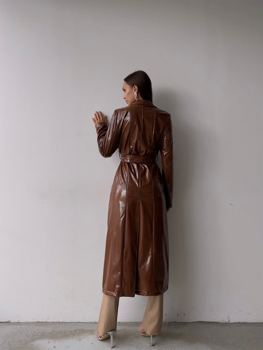 Belden Kuşaklı Yanları Cepli Eduardo Kadın Kahve Parlak Vegan Deri Kaban 23K000145