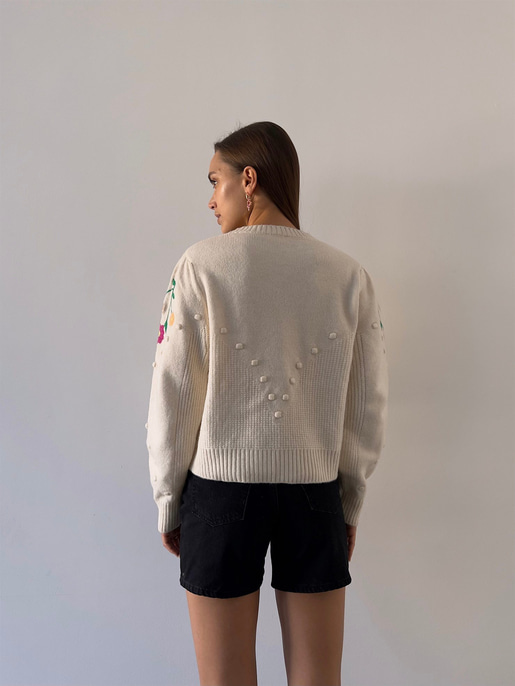 Bisiklet Yaka Çiçek Desenli Todd Kadın Krem Kazak 23K000183