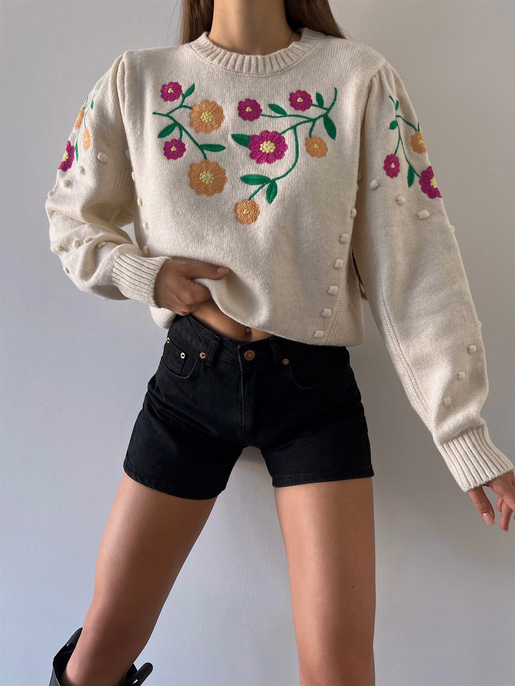 Bisiklet Yaka Çiçek Desenli Todd Kadın Krem Kazak 23K000183