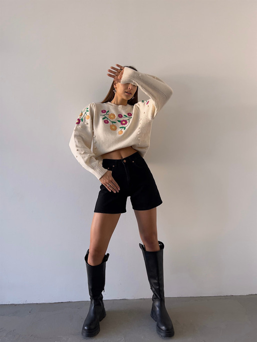 Bisiklet Yaka Çiçek Desenli Todd Kadın Krem Kazak 23K000183