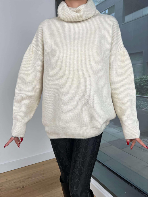 Boğazlı Oversize Allan Kadın Ekru Kazak 24k428