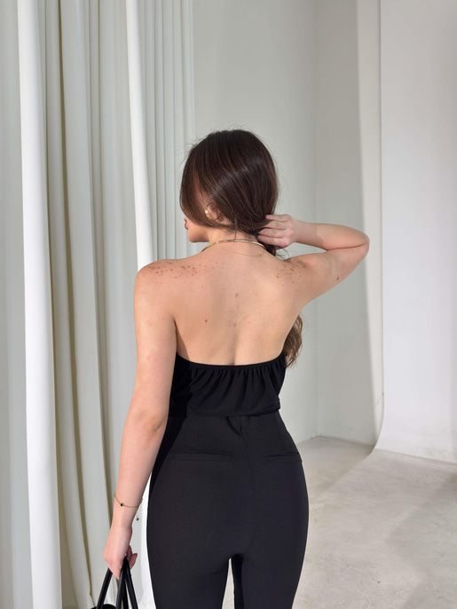 Boyundan Aksesuarlı Degaje Yaka Sırtı Lastikli Darian Siyah Kadın Bluz 26K227