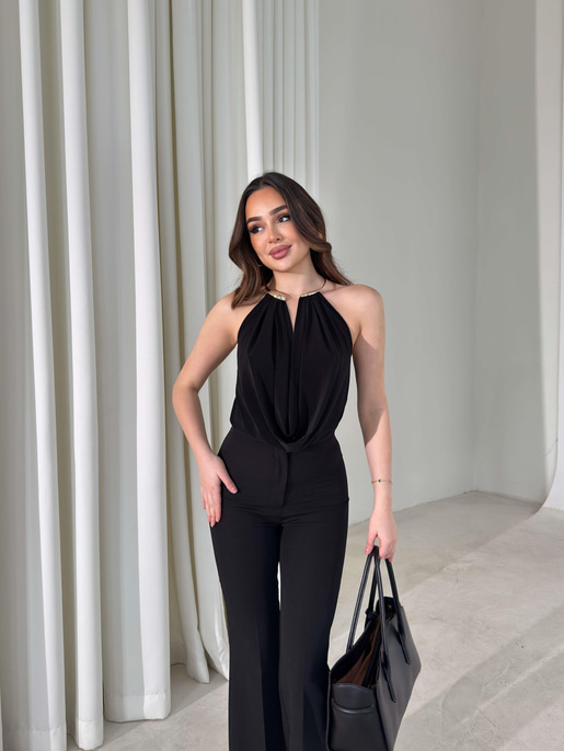 Boyundan Aksesuarlı Degaje Yaka Sırtı Lastikli Darian Siyah Kadın Bluz 26K227