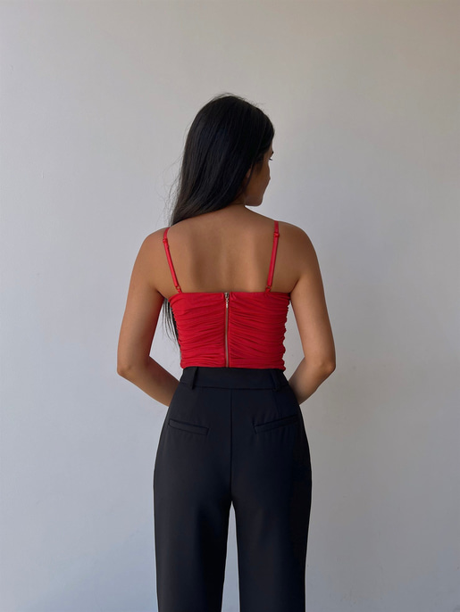 Büzgülü İnce Saten Askı Göğüs Kuplu Orsa Kadın Kırmızı Bluz 22Y000457