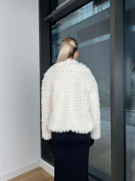 Cesar Tüylü Mont 24k323