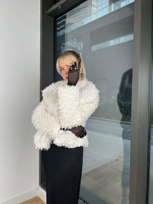 Cesar Tüylü Mont 24k323