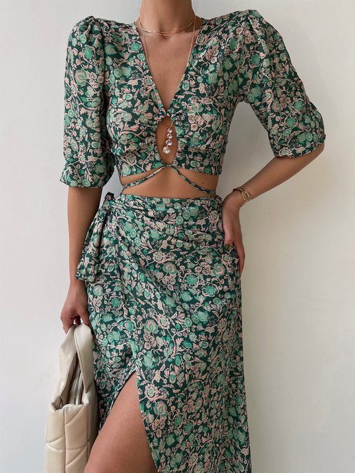 Çiçeki Kruvaze Bağcıklı Alt Ve Üst Balera Kadın Yeşil İkili Takım 22Y000336