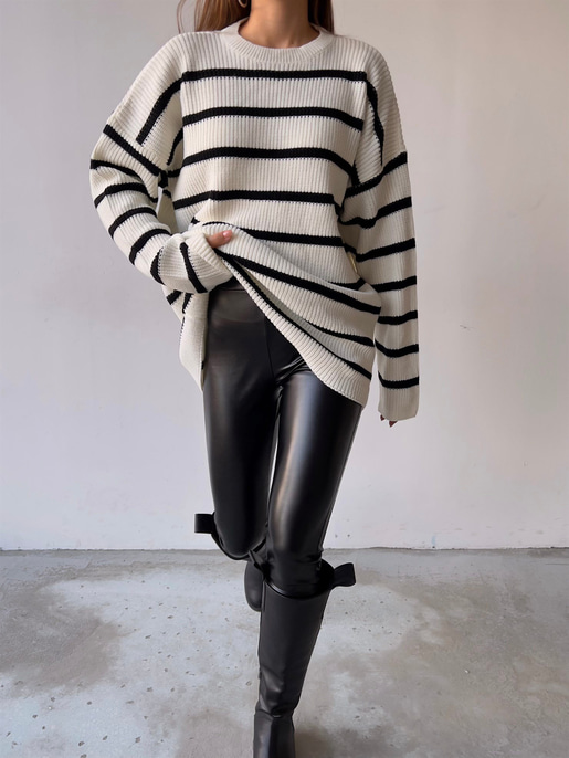 Çizgili Bisiklet Yaka Geniş Uzun Kadın Ekru Kazak 23K000194