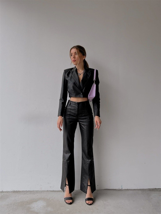 Crop İkili Deri Danniell Kadın Siyah Ceket Pantolon Takım 22K000464