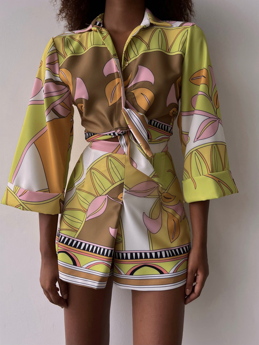 Desenli Duble Kol Bağlamalı Gömlek Pileli Şort Brittin Kadın Sarı İkili Takım 22K000637