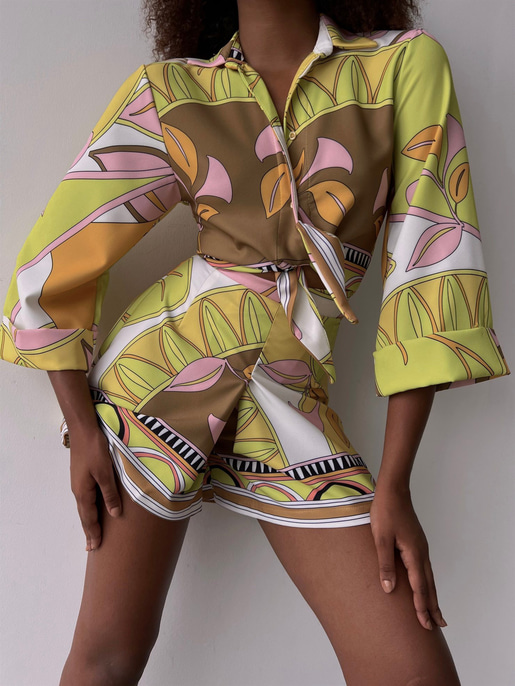 Desenli Duble Kol Bağlamalı Gömlek Pileli Şort Brittin Kadın Sarı İkili Takım 22K000637