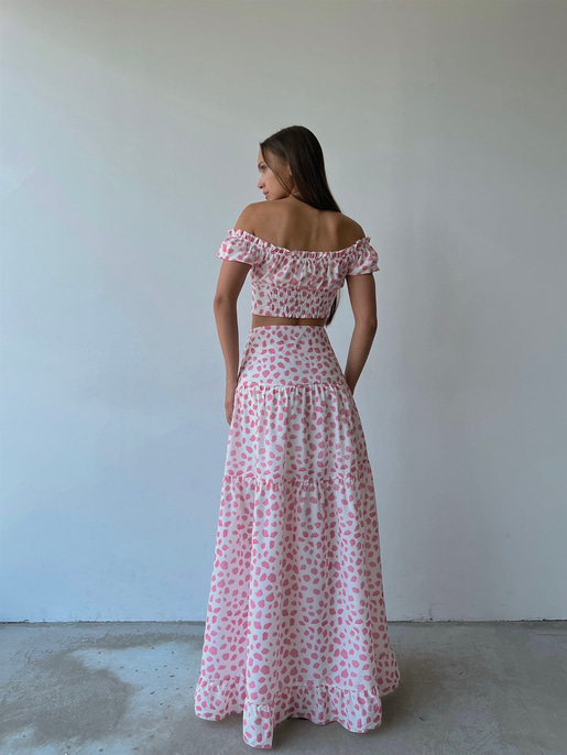 Desenli Üst Düğme Kapamalı Kol Lastikli Eteği Yırtmaçlı ve Fermuar Kapamalı Telma Kadın Pembe İkili Takım 22Y000512