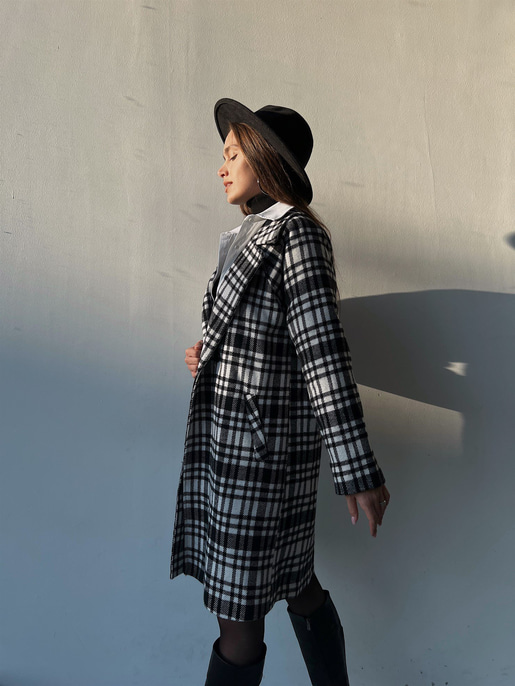 Ekoseli Kruvaze Kapanan Rosalie Kadın Siyah Kaban 22K000159