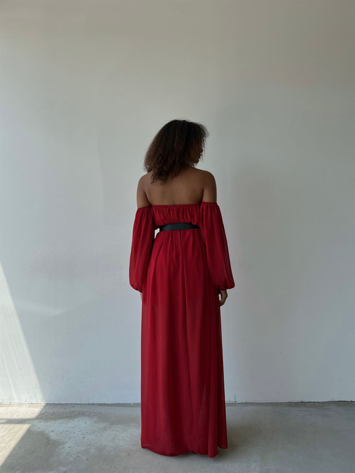 Göğüs Kuplu Şifon Çift Yırtmaçlı Uzun Severus Kadın Kırmızı Elbise 22Y000417