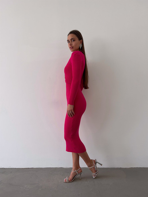 Hırkası Düğme Kapamalı Kalp Yaka Askılı Triko Milena Kadın Fuşya Midi Boy Takım Elbise 23K000157