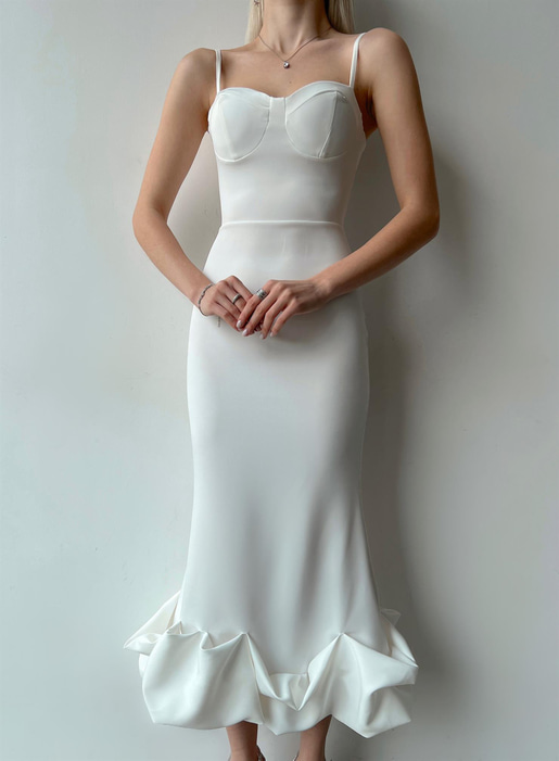 İnce Askılı Etek Ucu Volanlı Raha Kadın Beyaz Elbise 23Y000203