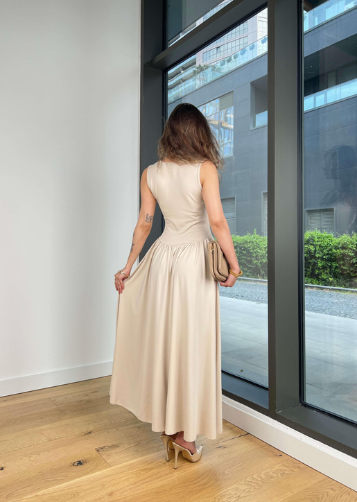 Kalın Askılı Kare Yaka Noller Bej Elbise 25Y364