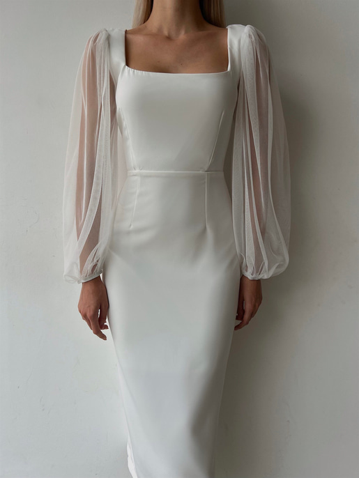 Kare Yaka Kolları Tül Arka Etek Kısmı Yırtmaçlı Jarlan Kadın Beyaz Midi Boy Elbise 23K000097