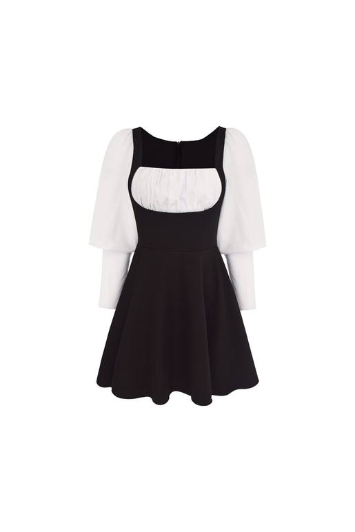 Kare Yaka Manşet Kol Eteği Volanlı Kremlin Kadın Siyah Elbise 23K000401