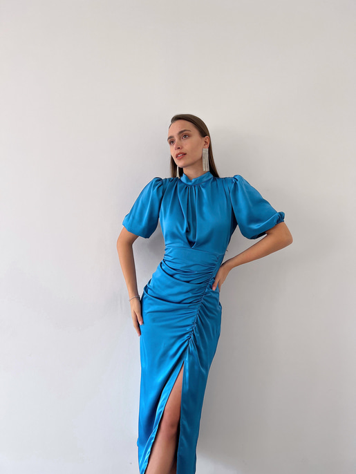 Kısa Kol Saten Önden Yırtmaçlı Drape Gage Kadın Mavi Elbise 22K000431