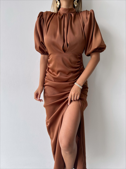 Kısa Kol Saten Önden Yırtmaçlı Drape Gage Kadın Kahve Elbise 22K000431