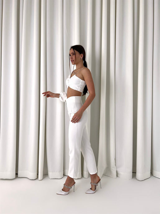 Kornelije İkili Takım 23K000416