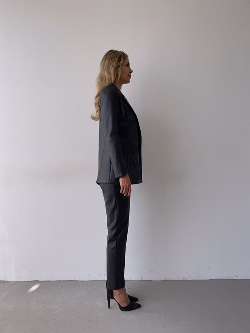 Kuplu Bluz Blazer Ceket Ve Pantolon Eline Kadın Siyah Vegan Deri Üçlü Takım 23K000171