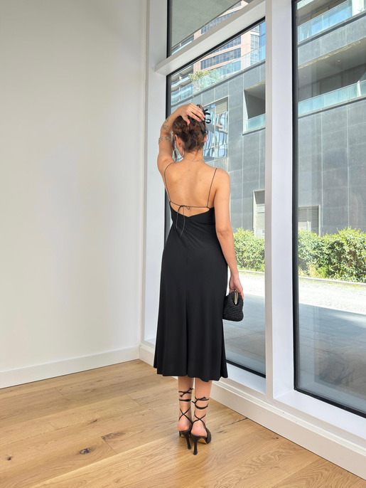 Mirela Elbise 24Y367