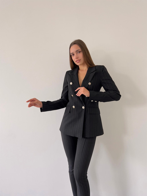 Önü Düğme Kapamalı Çizgili Arita Kadın Siyah Ceket 23K000166