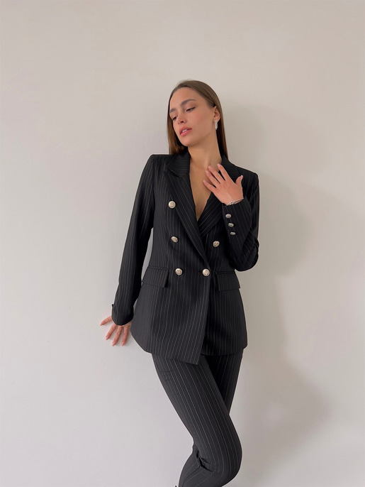 Önü Düğme Kapamalı Çizgili Arita Kadın Siyah Ceket 23K000166