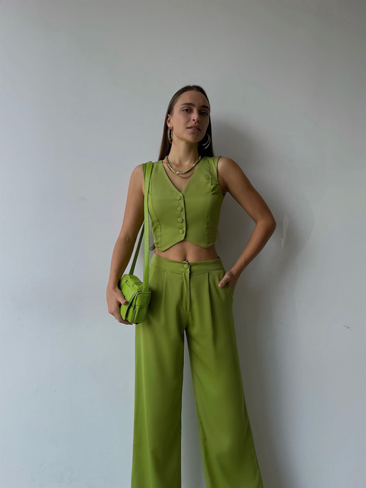Önü Düğme Kapamalı Yelek Önden Düğmeli Yanları Cepli Bol Paça Adilson Kadın Yeşil Alt-Üst takım 23K000119