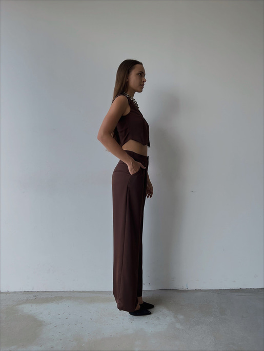 Önü Düğme Kapamalı Yelek Önden Düğmeli Yanları Cepli Bol Paça Adilson Kadın Kahve Alt-Üst takım 23K000119