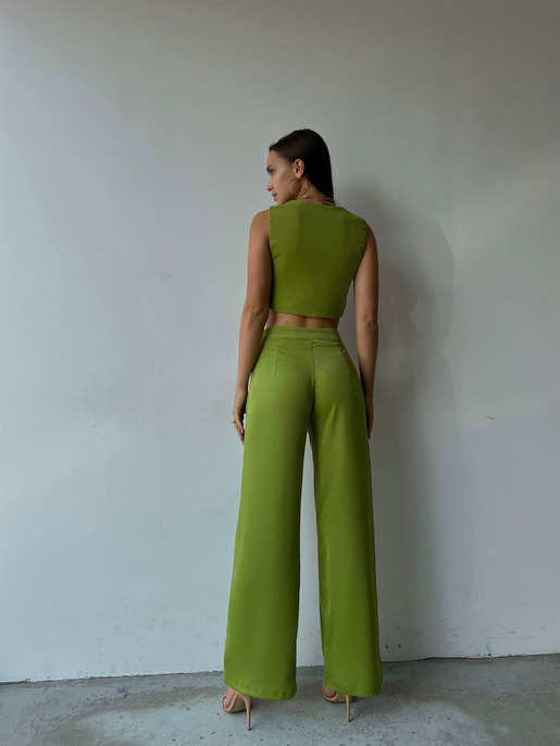 Önü Düğme Kapamalı Yelek Önden Düğmeli Yanları Cepli Bol Paça Adilson Kadın Yeşil Alt-Üst takım 23K000119