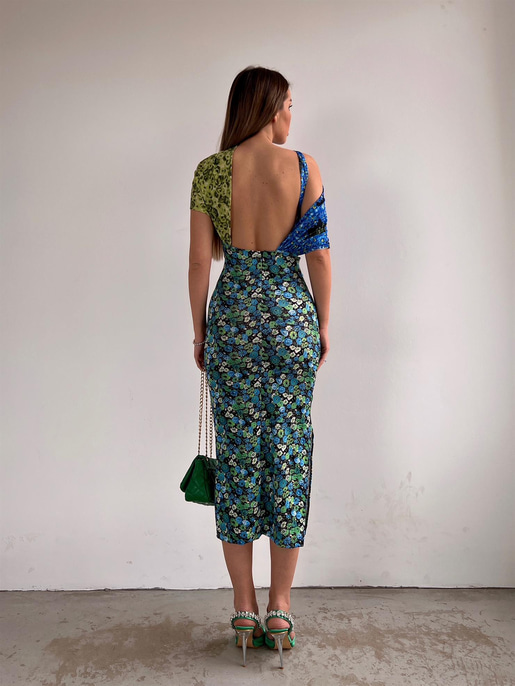 Parçalı Bel Omuz Dekolteli Yandan Yırtmaçlı Casandra Kadın Renkli Elbise 22Y000028