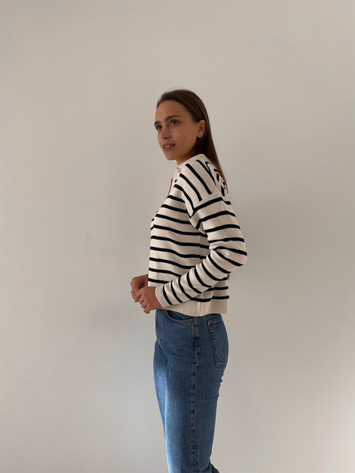 Polo Yaka Kadın Beyaz Çizgili Triko Kazak 23K000191