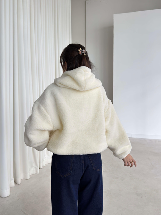 Renle kapşonlu mont 26K344