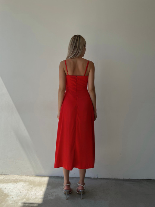 Saten Degaje Yaka Yanı Düğme Detaylı Yırtmaçlı Libor Kadın Kırmızı Elbise 22Y000452