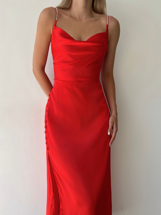 Saten Degaje Yaka Yanı Düğme Detaylı Yırtmaçlı Libor Kadın Kırmızı Elbise 22Y000452