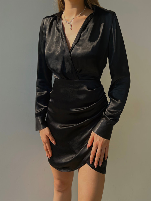 Saten Kruvaze Yaka Kol Düğmeli Uzun Kollu Etek Kısmı Düğme Detay Kruvaze Horry Kadın Siyah Elbise 23K000013