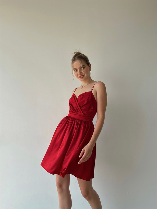 Saten Kuvaze Yaka Plileli Vesper Kadın Kırmızı Mini Elbise 22Y000322