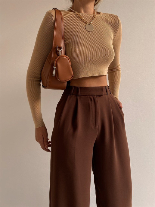 SIRTI BAĞCIKLI TRİKO KAZAK 22K000078