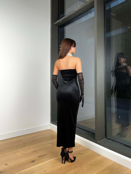 Straplez Yırtmaçlı Adne Kadın Siyah Kadife Elbise 24k305