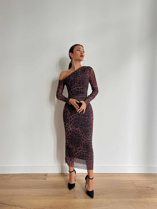 Tek Omzu Açık Omuz Ve Beli Drape Detaylı Yulia Kadın Renkli Midi Elbise 24k000078