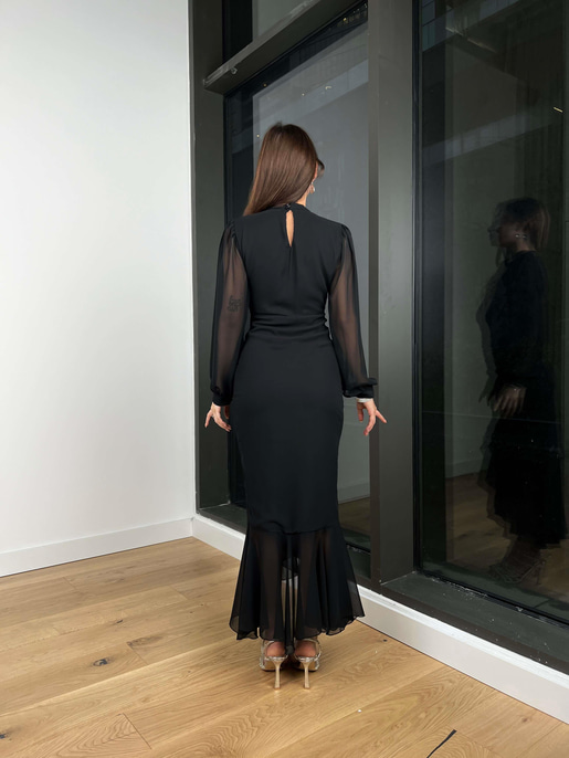 Uzun Kol Önü Büzgü Detaylı Yarım Boğazlı Olenka Kadın Siyah Elbise 23Y000620