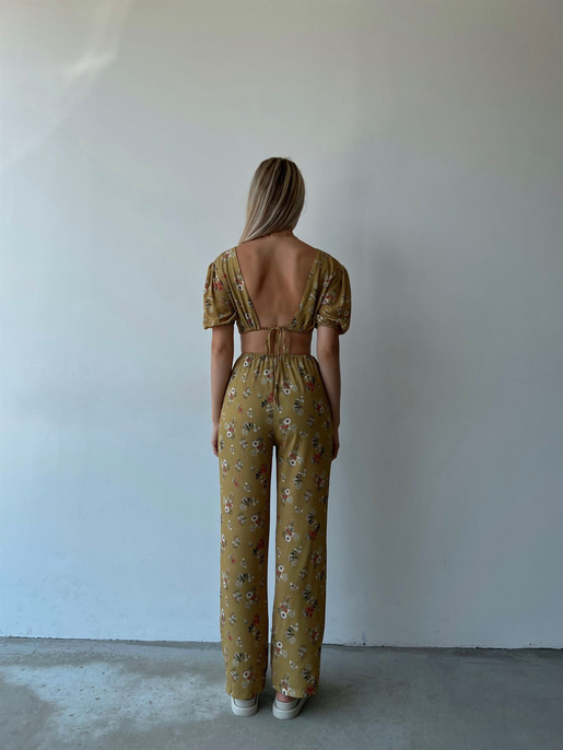 V Yaka Sırt Ve Bel Dekolteli Çiçekli Padana Kadın Hardal Tulum 22Y000455