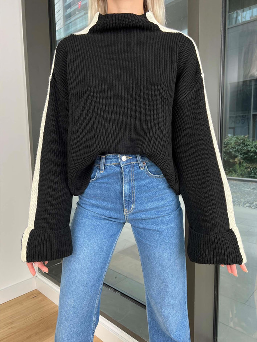 Yarım Balıkçı Kolları Bol Ziba Kadın Siyah Kazak 24k000149