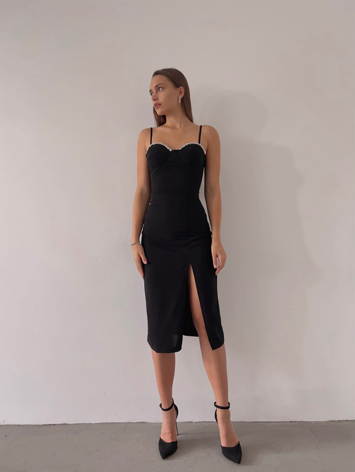 Yırtmaçlı Göğüs Çevresi Taş Detay İnce Askılı Trista Kadın Siyah Elbise 22Y000136