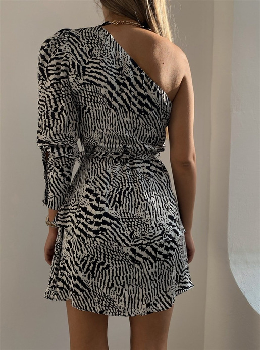 Adela Elbise 22K000149