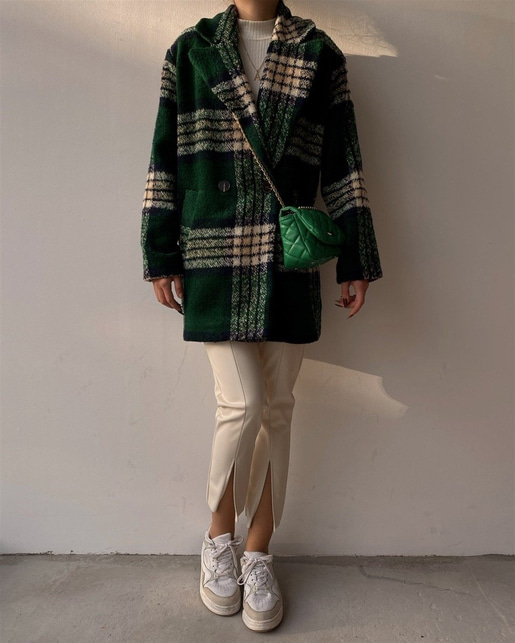 Alise Kaban 22K000200